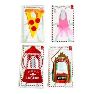 Target Bullseyes Holiday Helper Costumes Set of 4 Elf Shelf